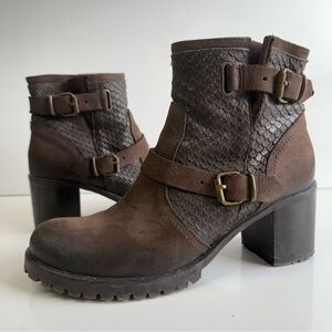 Cordani Bergen 2 snake zip boots leather suede size 40